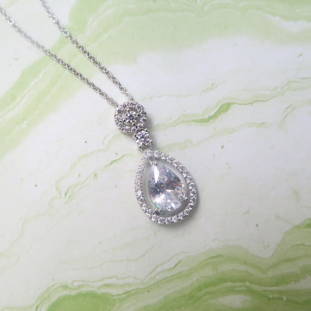 Sterling silver drop pendant necklace